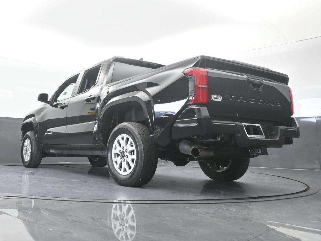 Used 2025 Toyota Tacoma SR5 RWD image 52