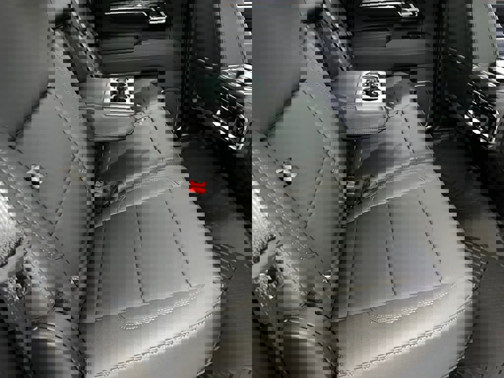 Certified 2026 Chevrolet Silverado 2500 LTZ w/ LTZ Premium Package image 32