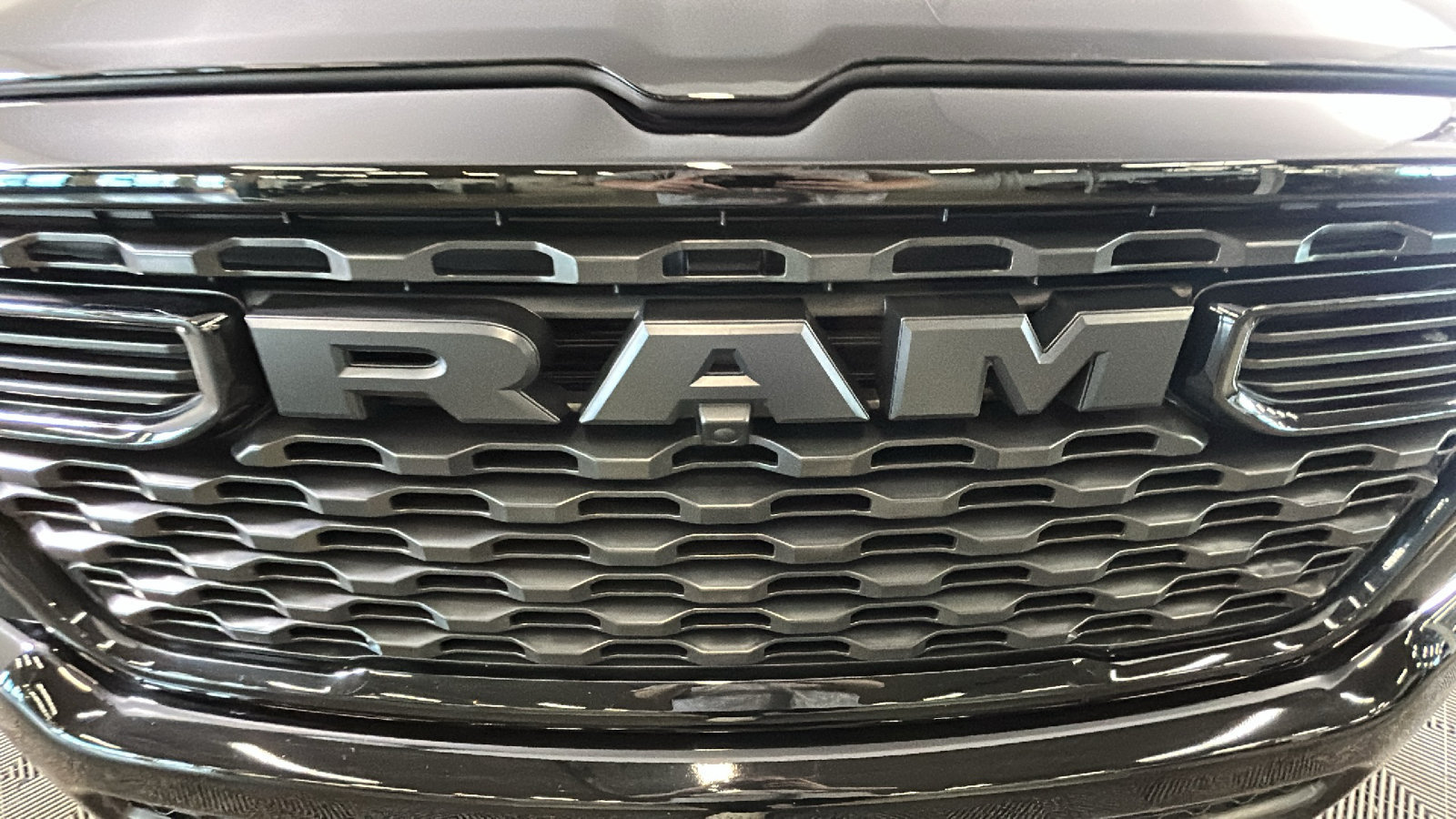Used 2025 RAM 1500 Tradesman w/ Night Edition AWD/4WD image 10