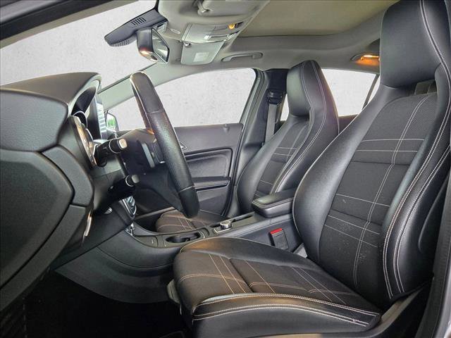 Used 2017 Mercedes-Benz GLA 250 image 12