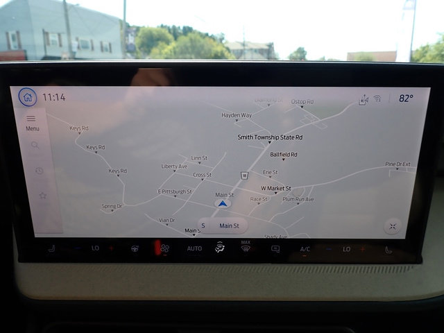 New 2025 Ford Maverick Lariat w/ 4K Tow Package image 18