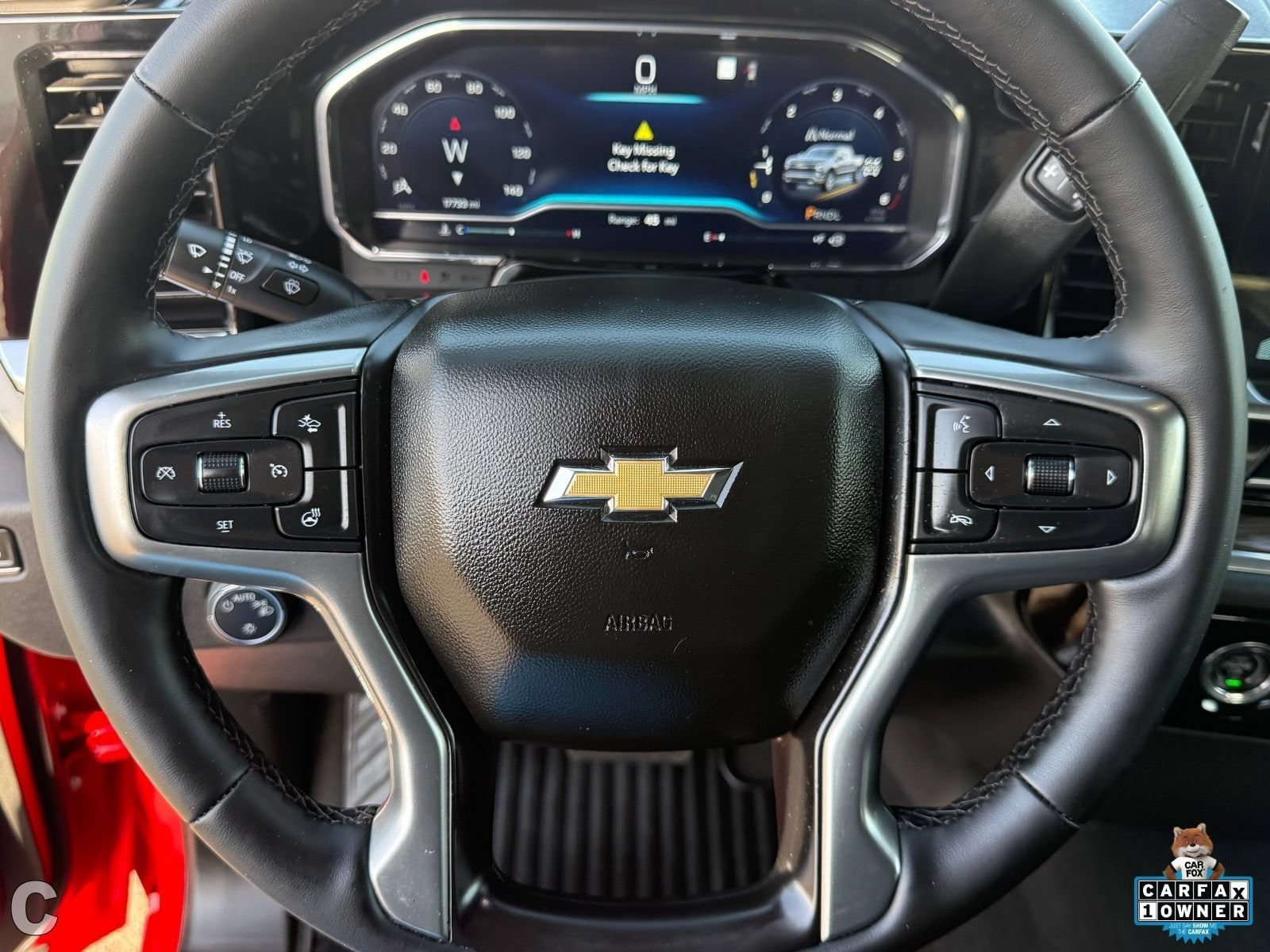 Used 2023 Chevrolet Silverado 1500 LT AWD/4WD image 14