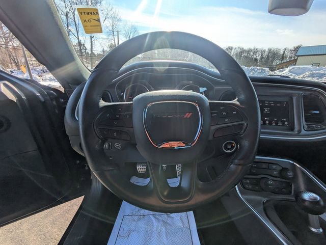 Used 2018 Dodge Challenger R/T image 15