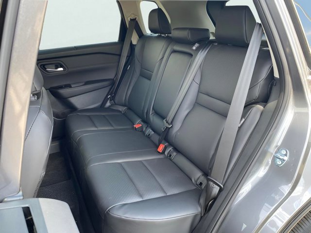 Certified 2025 Nissan Rogue SV w/ SV Premium Package image 14