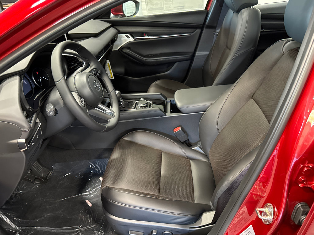 New 2026 MAZDA MAZDA3 2.5 S Hatchback w/ Premium Pkg FWD image 5