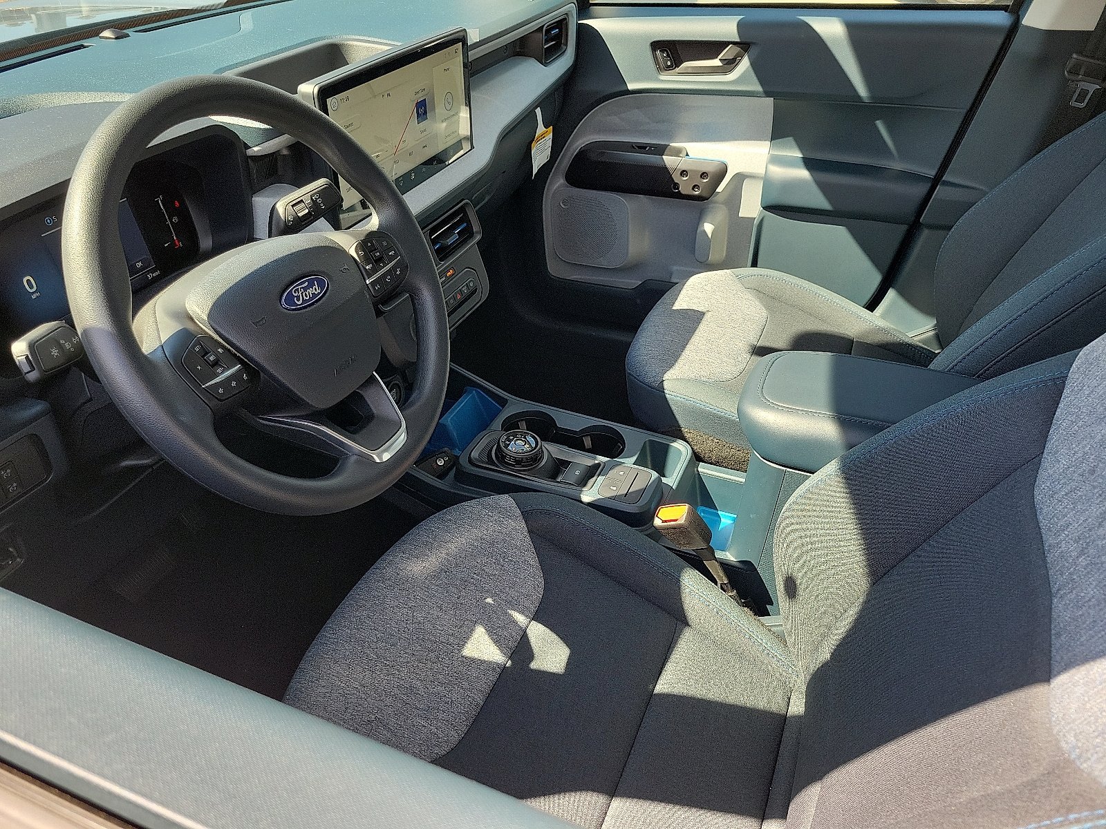 Used 2026 Ford Maverick XLT w/ 4K Tow Package AWD/4WD image 4