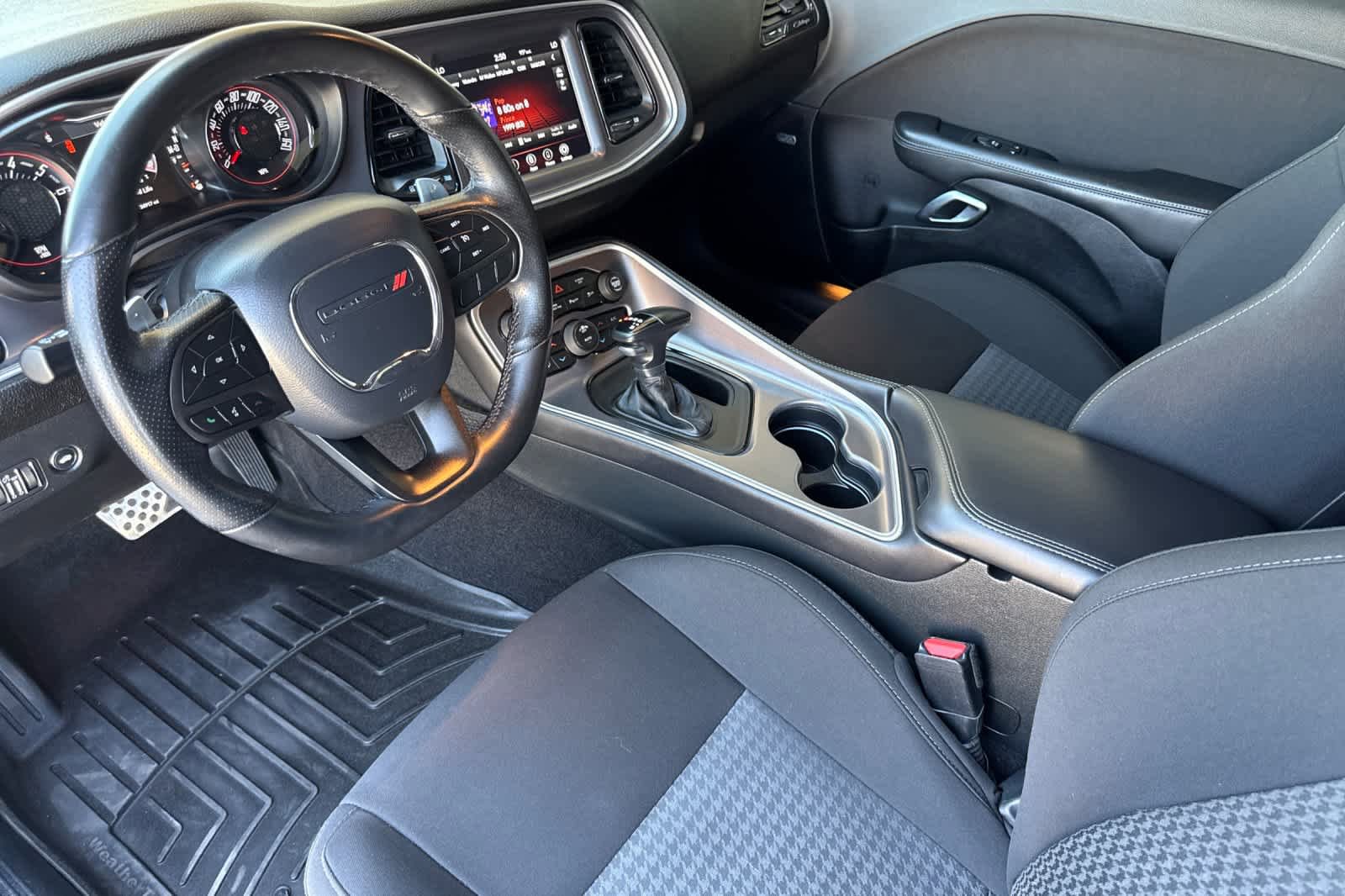 Used 2020 Dodge Challenger GT w/ Performance Handling Group RWD image 9