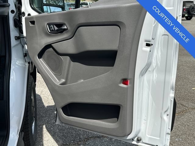 New 2026 Ford Transit 250 148 Medium Roof w/ Load Area Protection Package RWD image 14