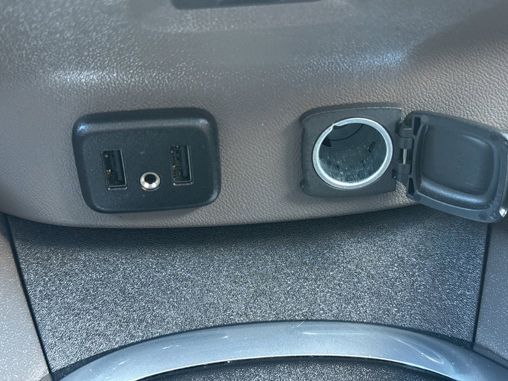 Used 2018 Chevrolet Malibu Premier w/ Premier Sun and Wheel Package image 38