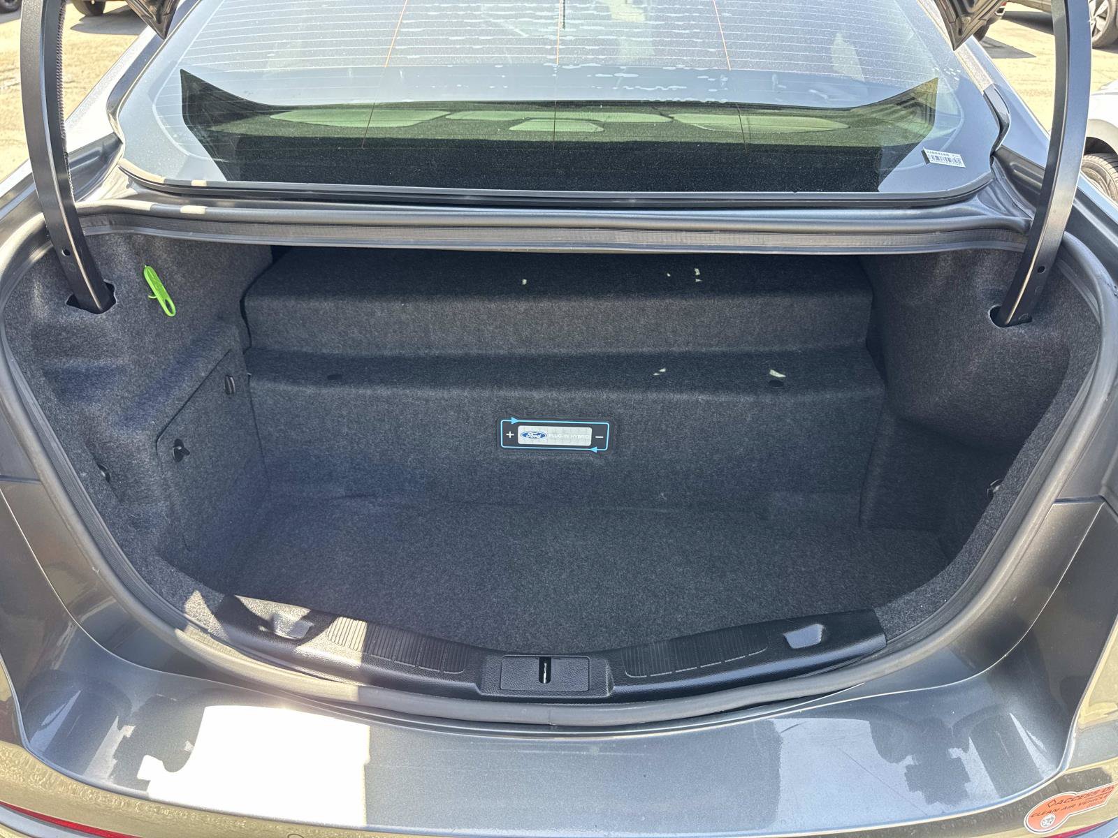 Used 2019 Ford Fusion Energi Titanium FWD image 31