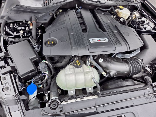 Used 2022 Ford Mustang GT w/ Black Accent Package RWD image 18