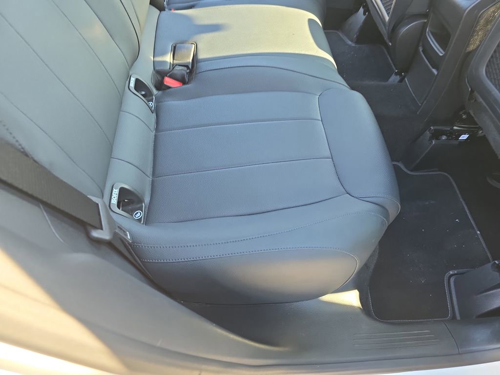 Certified 2025 Mercedes-Benz GLA 250 4MATIC image 15