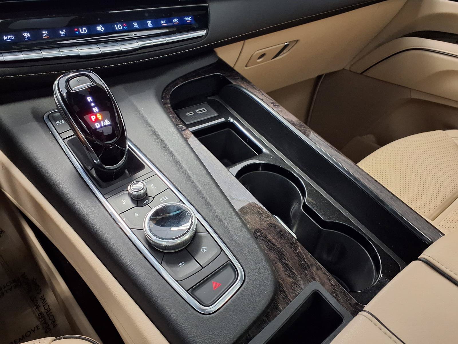Certified 2023 Cadillac Escalade Premium Luxury w/ Performance Package AWD/4WD image 26
