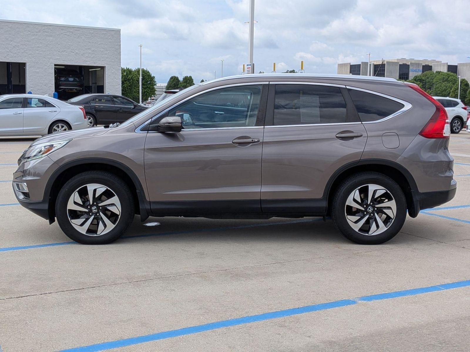 Used 2015 Honda CR-V Touring image 9