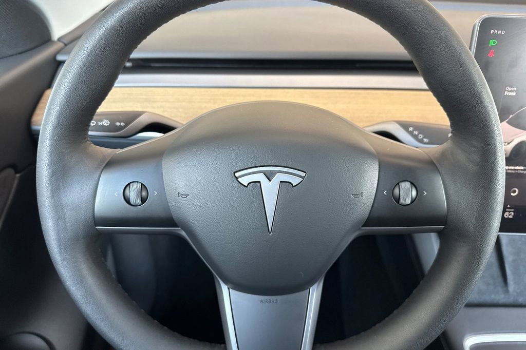 Used 2022 Tesla Model Y Performance AWD/4WD image 22