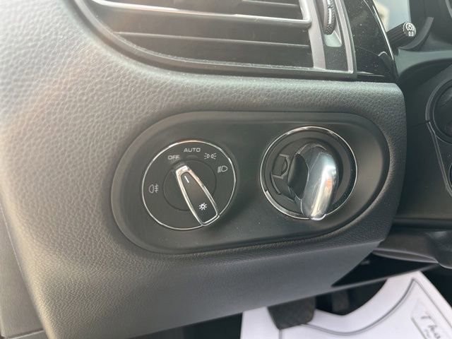 Used 2021 Porsche Macan S image 15