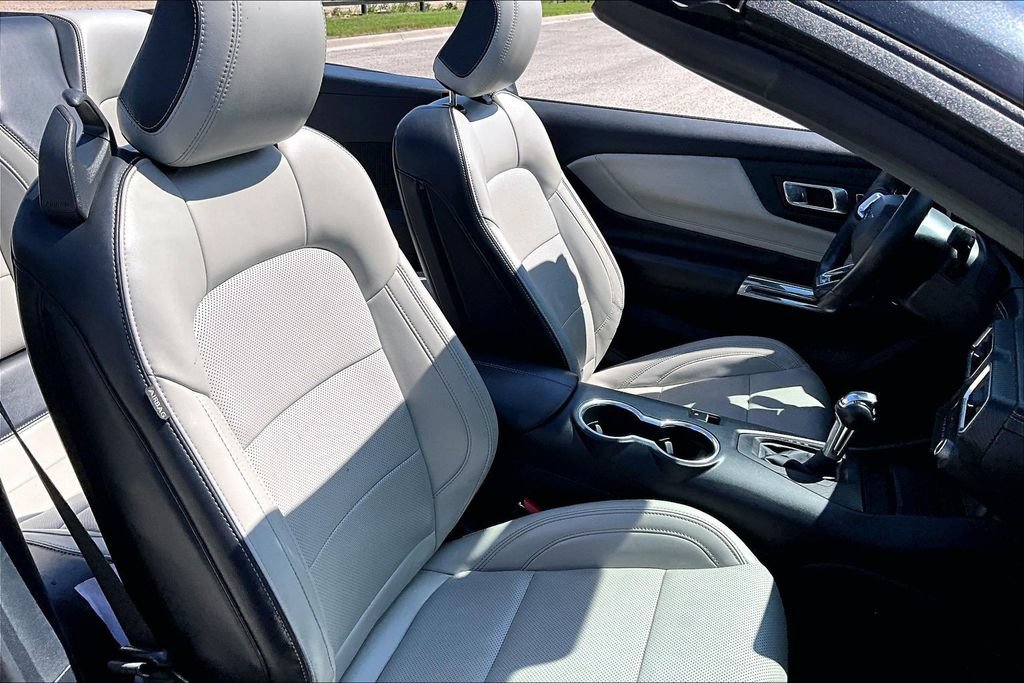 Used 2024 Ford Mustang Premium RWD image 7