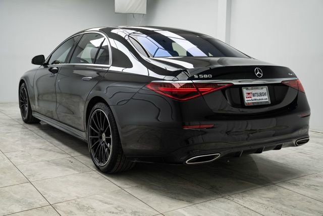 Used 2022 Mercedes-Benz S 580 4MATIC Sedan image 4