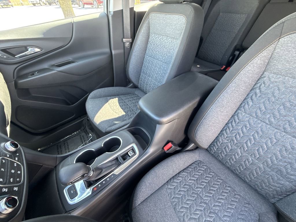 Used 2024 Chevrolet Equinox LT image 22