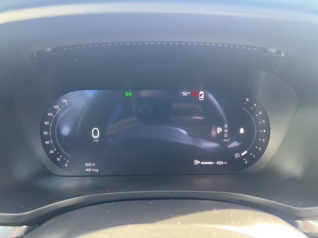 Used 2025 Volvo V60 B5 Cross Country Plus image 33