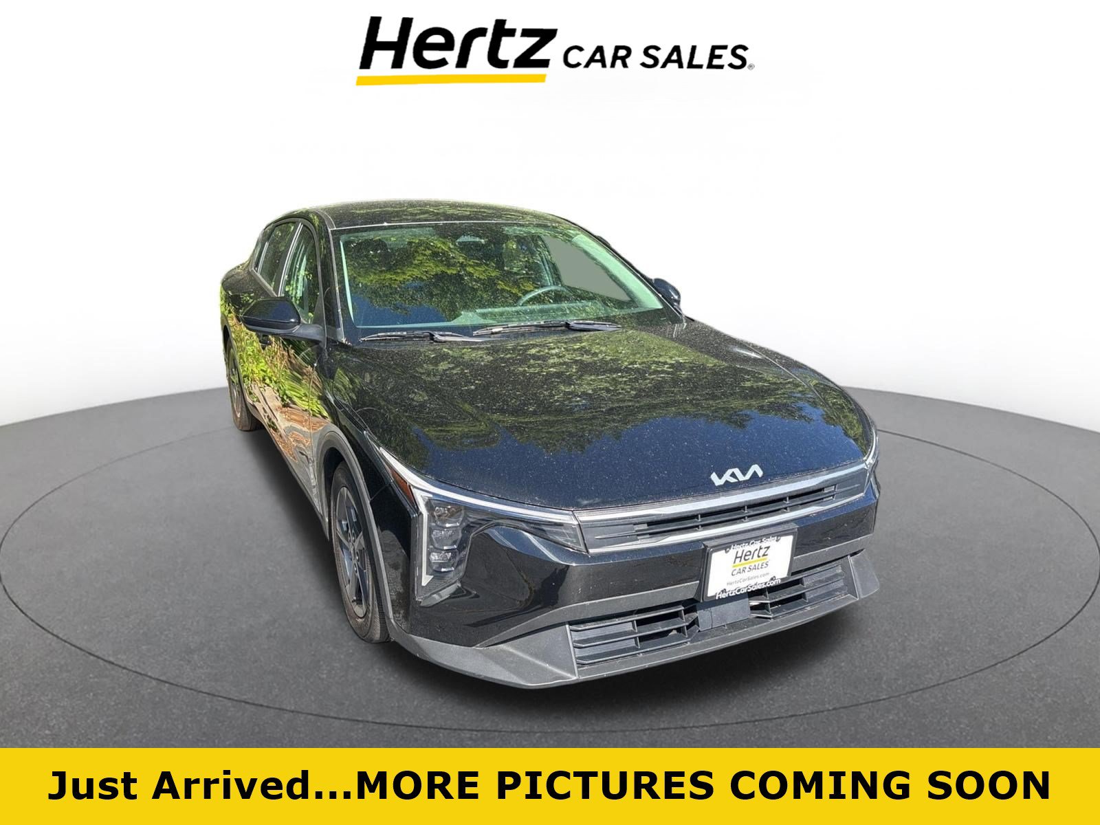 Used 2025 Kia K4 FWD image 1