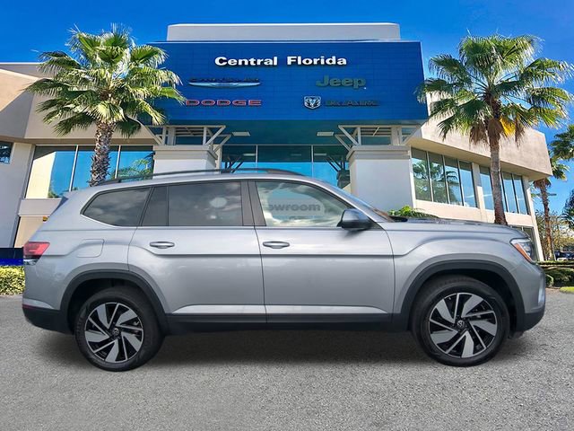 Used 2024 Volkswagen Atlas SE image 4