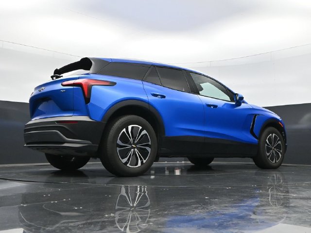 Used 2024 Chevrolet Blazer EV LT AWD/4WD image 46