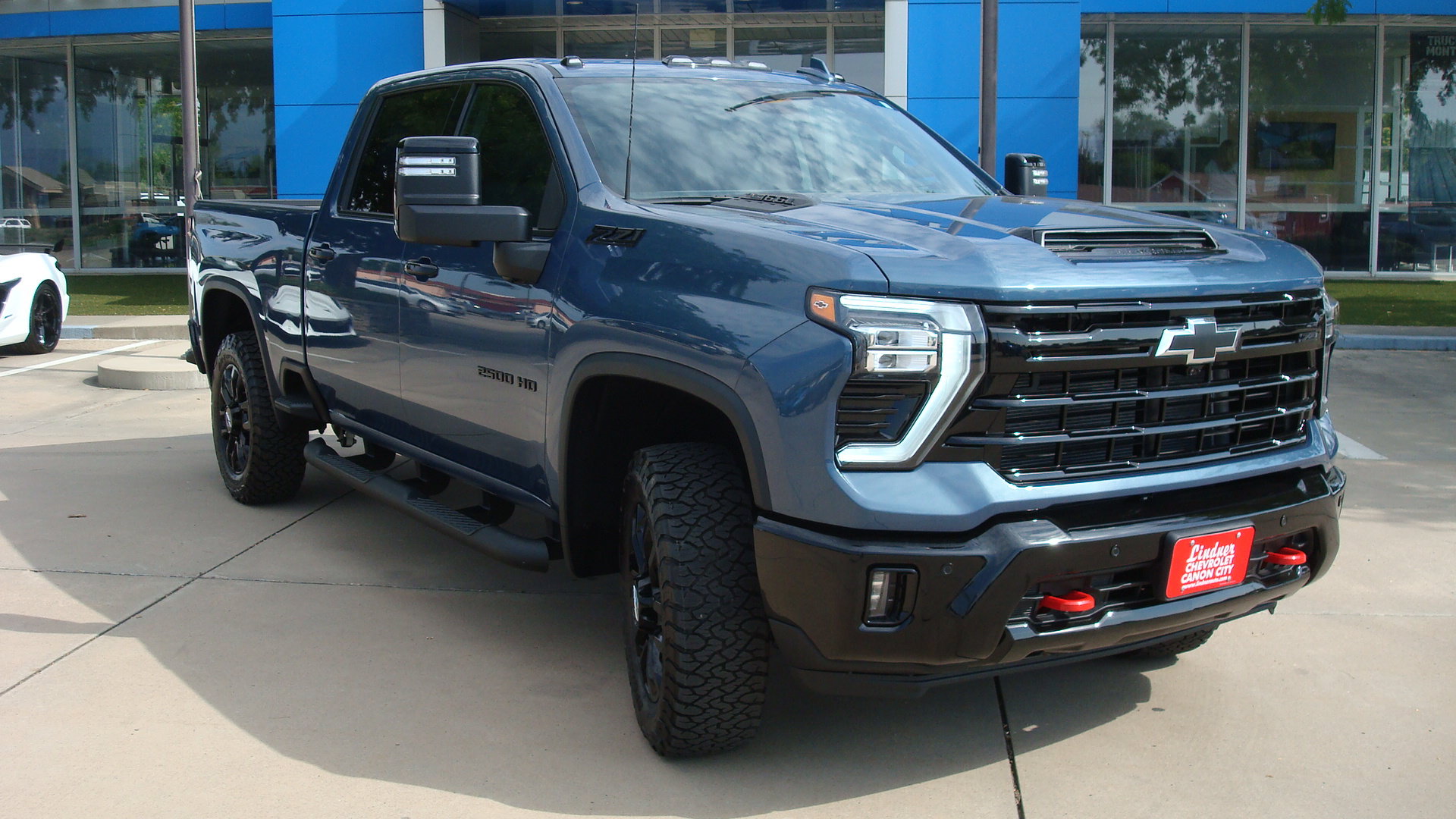 New 2026 Chevrolet Silverado 2500 LTZ w/ LTZ Plus Package AWD/4WD image 3