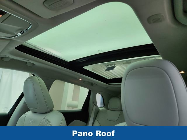 Used 2020 Jeep Cherokee Limited image 11