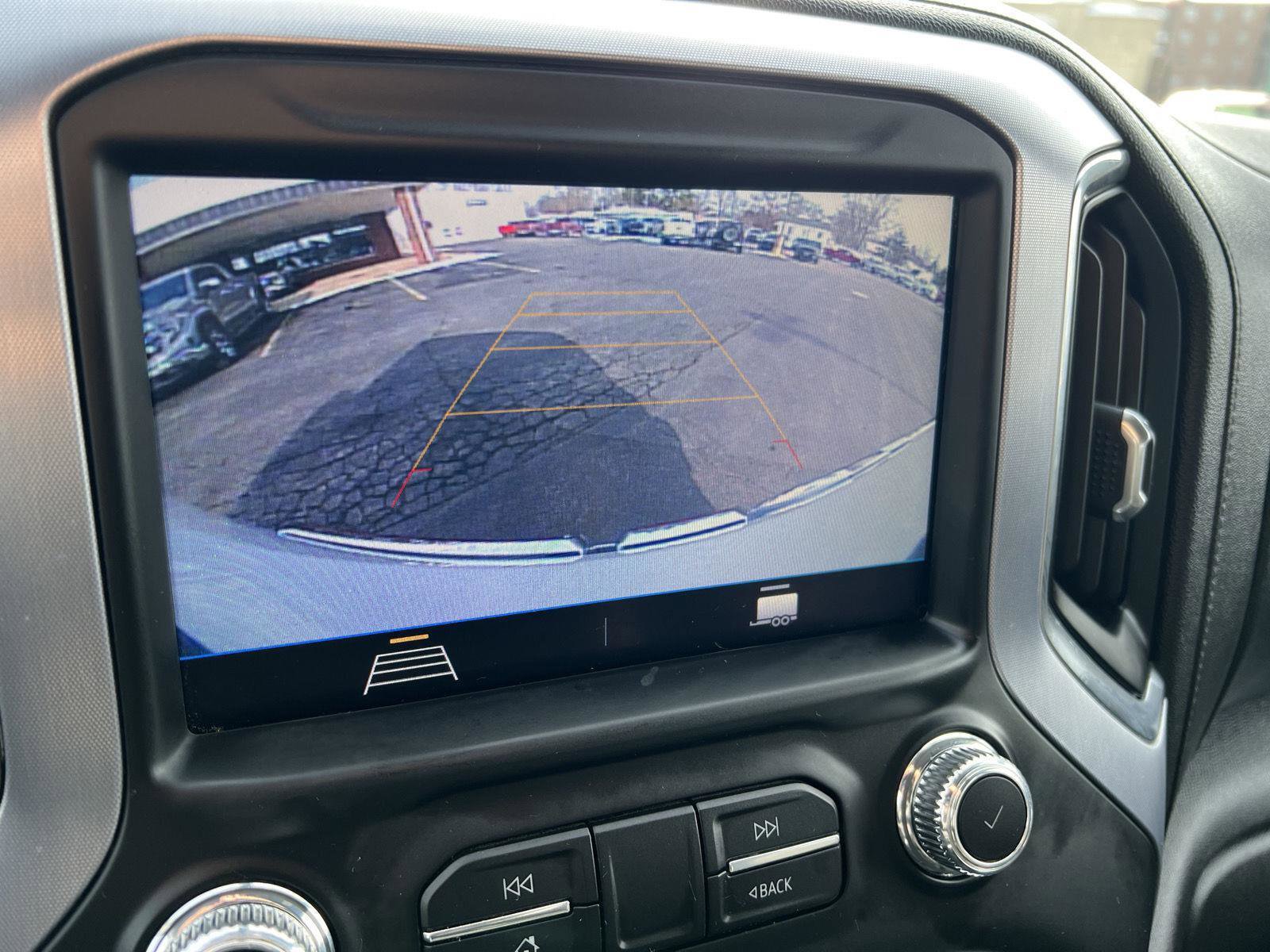 Used 2019 GMC Sierra 1500 SLE w/ SLE Value Package image 31