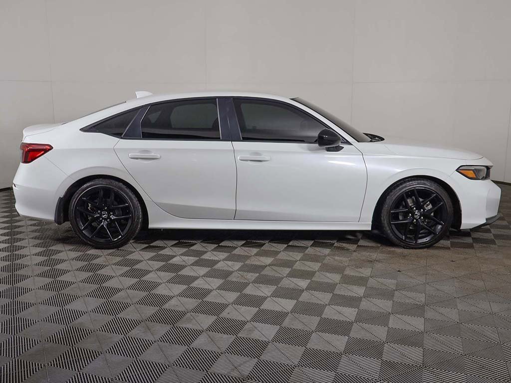 Used 2025 Honda Civic Sport image 16