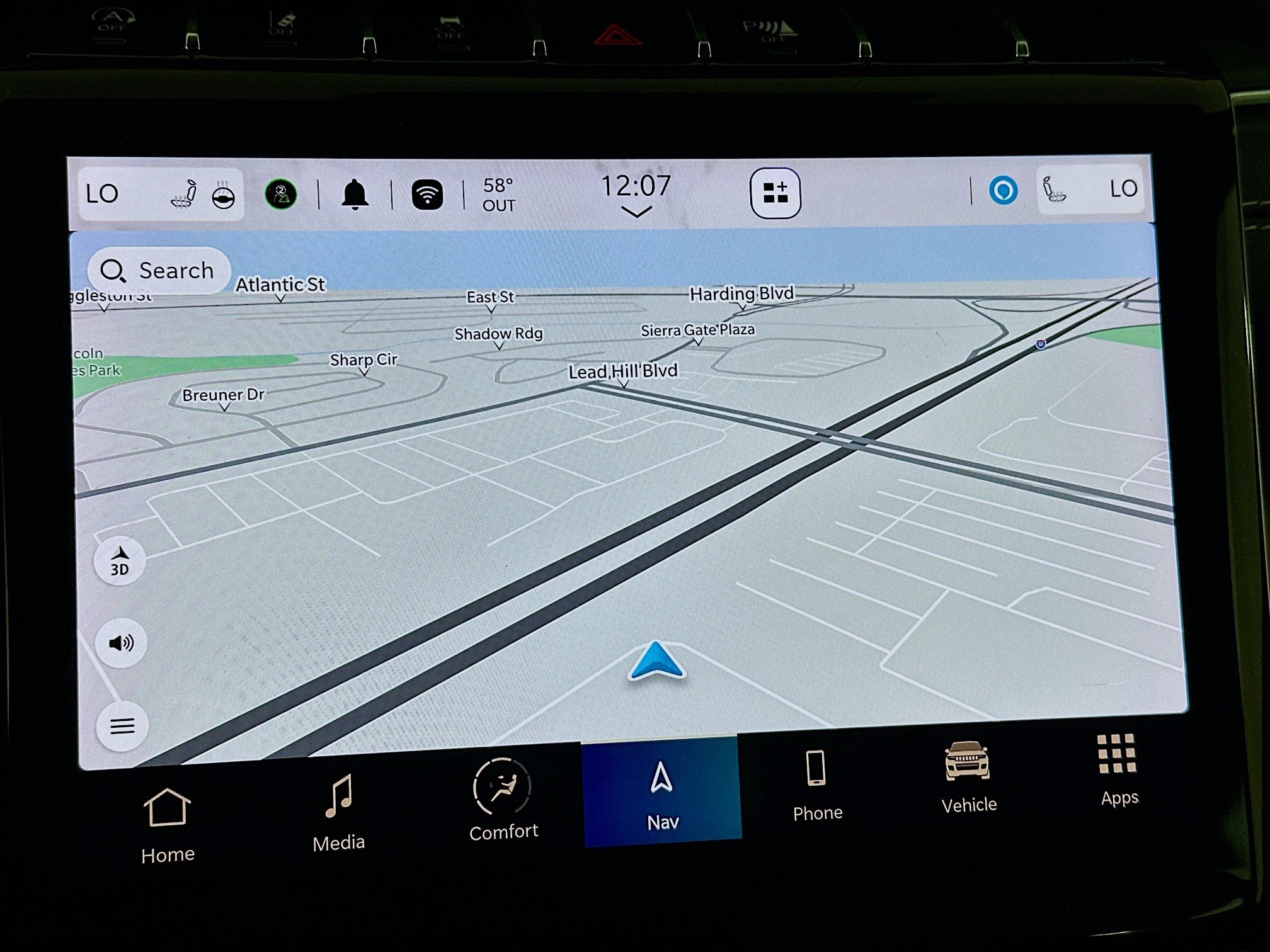 Used 2023 Jeep Grand Cherokee Limited w/ Black Appearance Package image 22