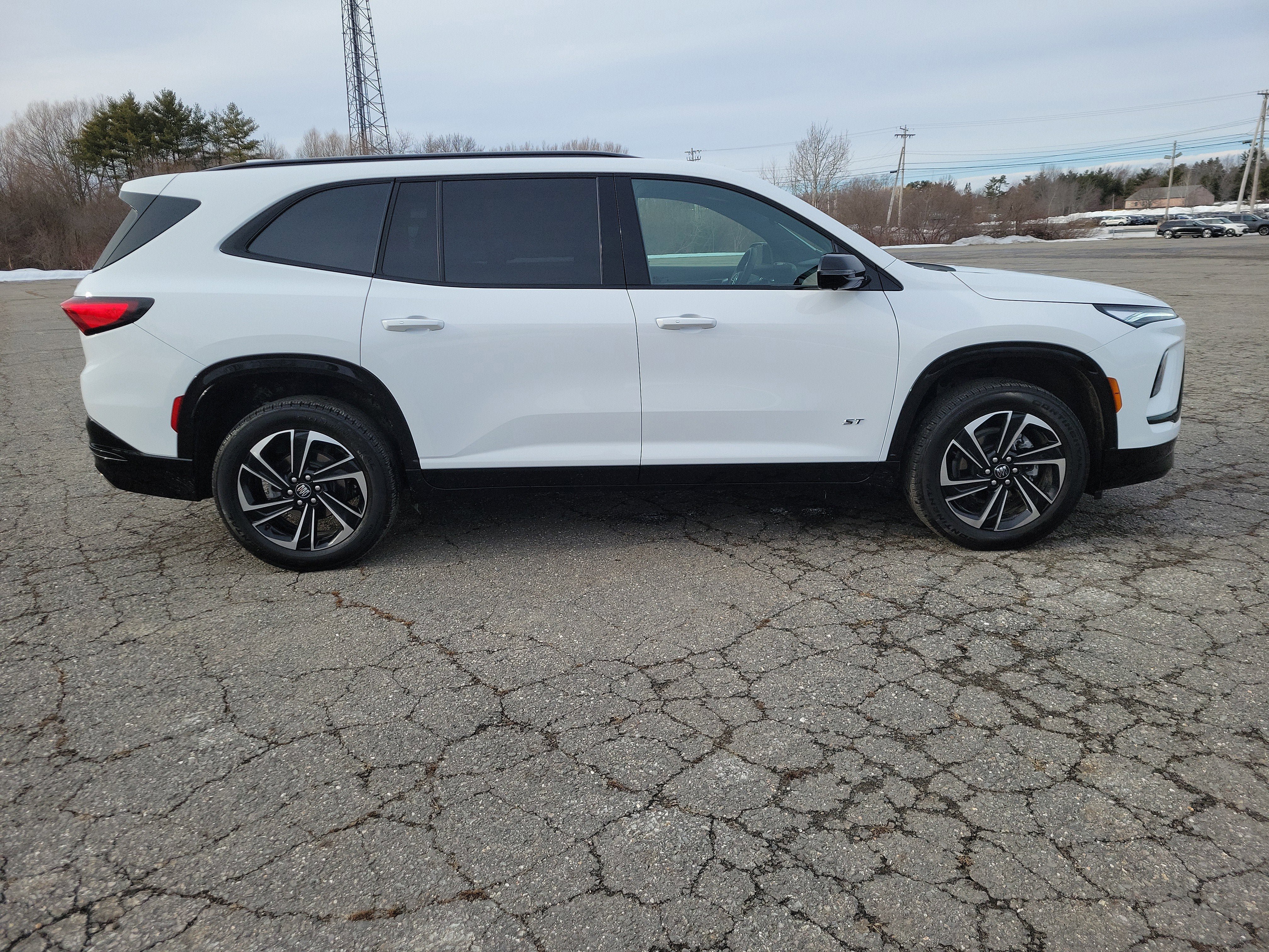New 2026 Buick Enclave Sport Touring w/ Power Package AWD/4WD image 8
