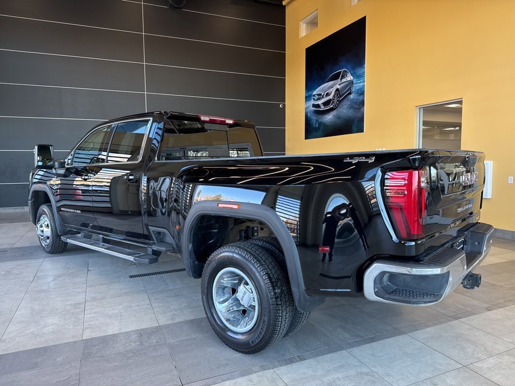 Used 2025 GMC Sierra 3500 SLE w/ SLE Value Package image 5