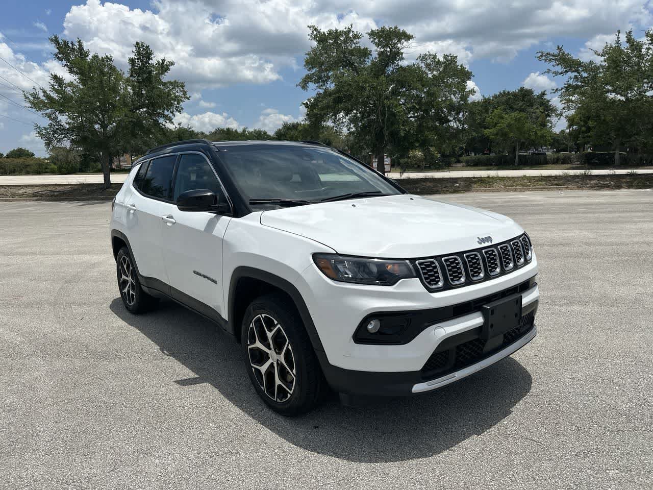 Certified 2024 Jeep Compass Limited AWD/4WD image 16
