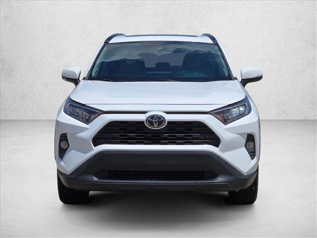 Used 2020 Toyota RAV4 XLE Premium FWD image 2
