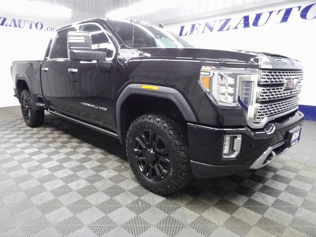 Used 2023 GMC Sierra 3500 Denali w/ Technology Package image 3