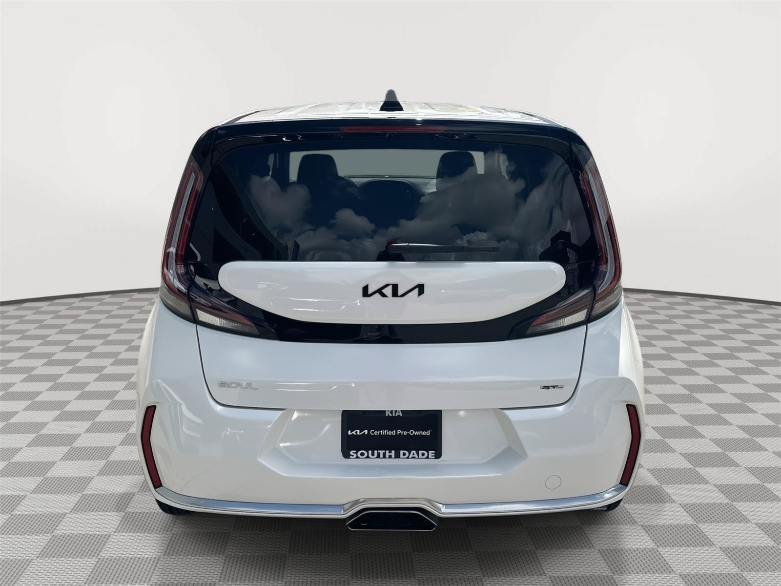 Used 2024 Kia Soul GT-Line w/ GT-Line Technology Package FWD image 5