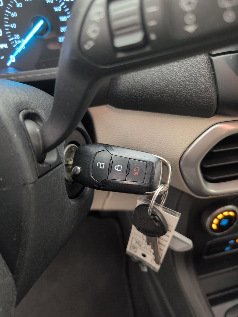 Used 2021 Ford EcoSport S FWD image 35
