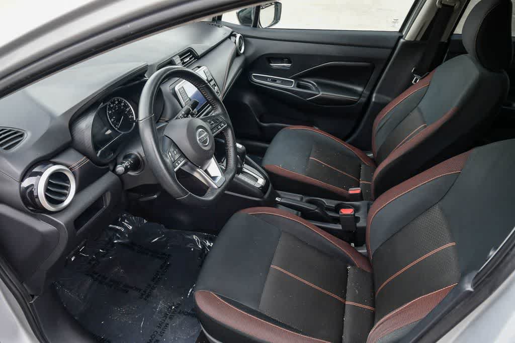Used 2020 Nissan Versa SR FWD image 16