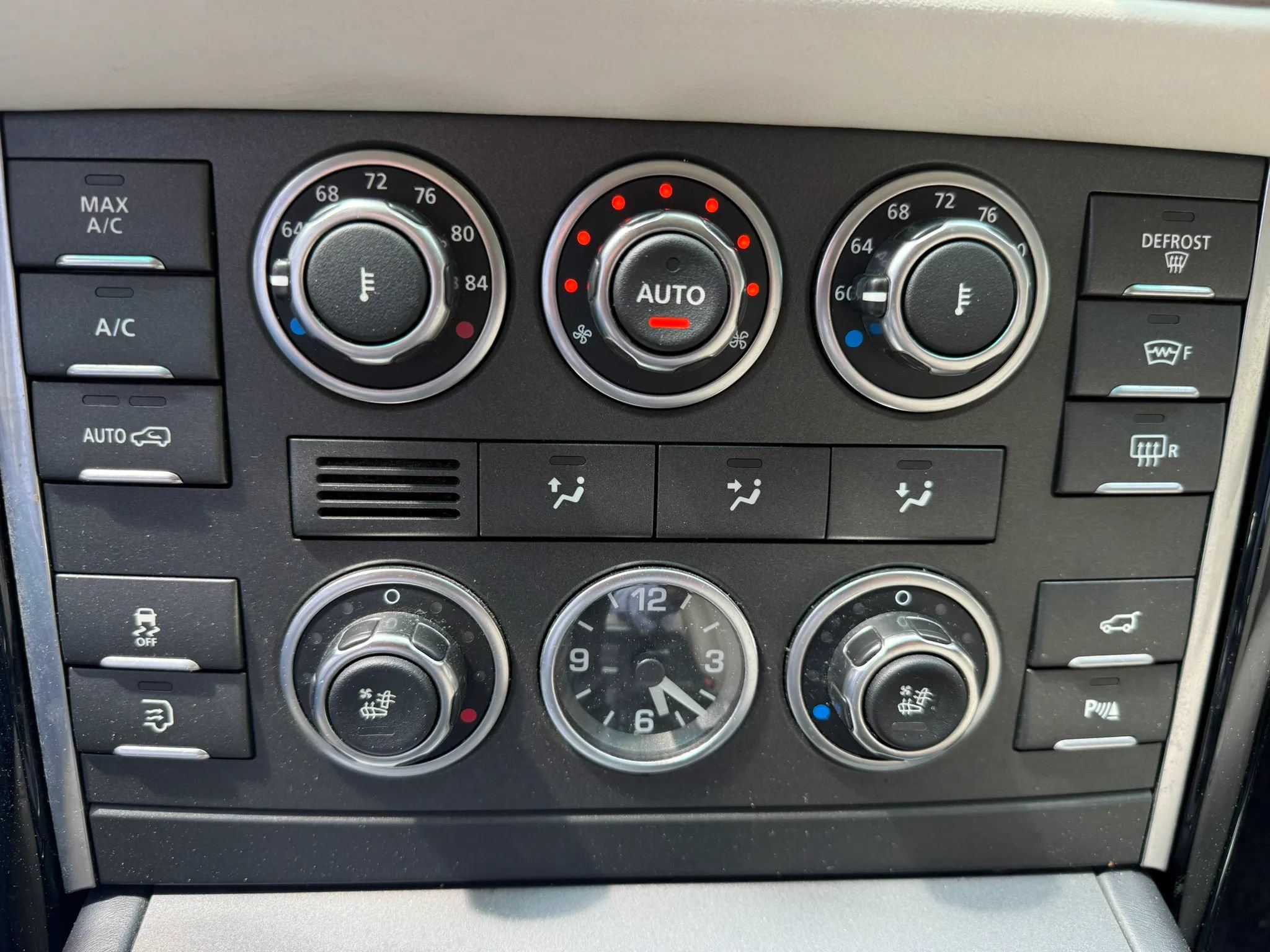 Used 2011 Land Rover Range Rover Autobiography AWD/4WD image 29