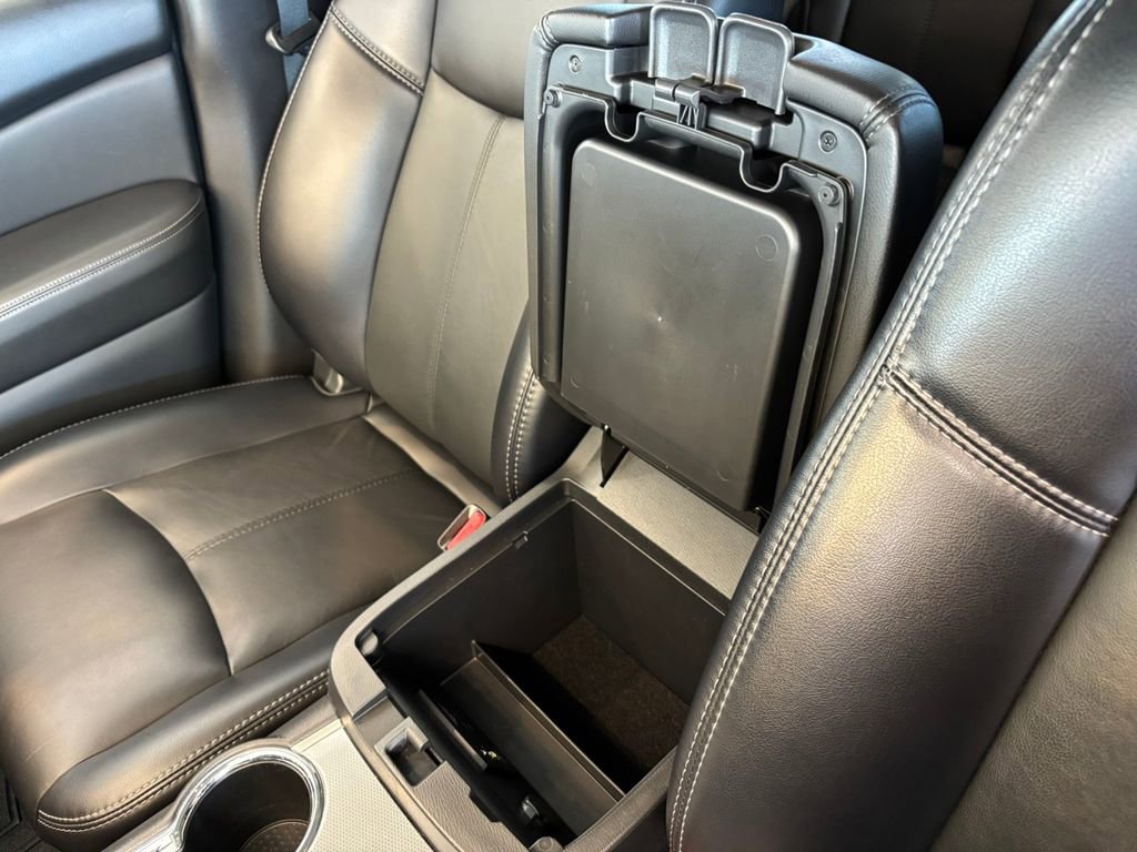Used 2019 Nissan Pathfinder SL AWD/4WD image 20