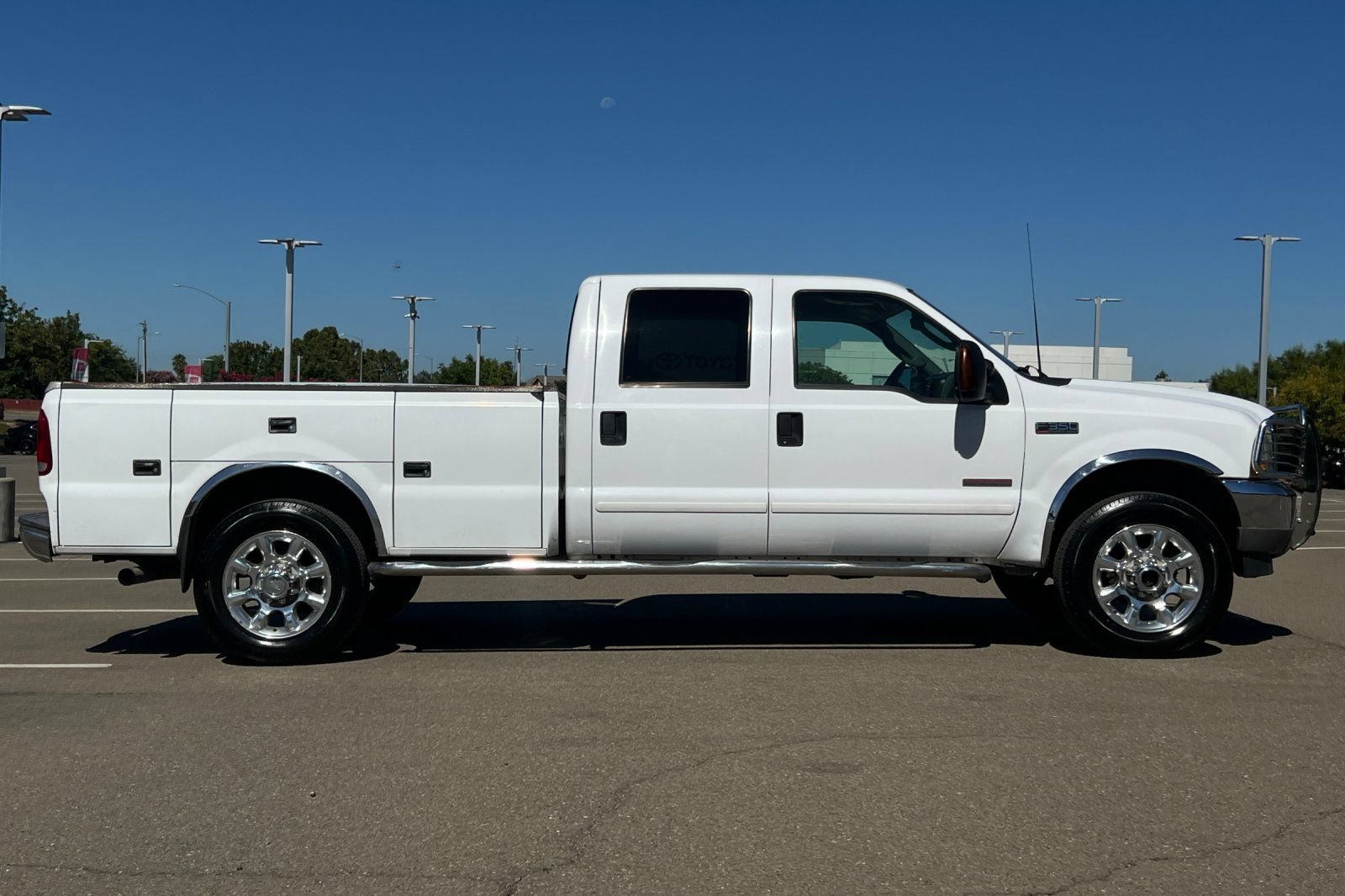 Used 2003 Ford F350 XL AWD/4WD image 3