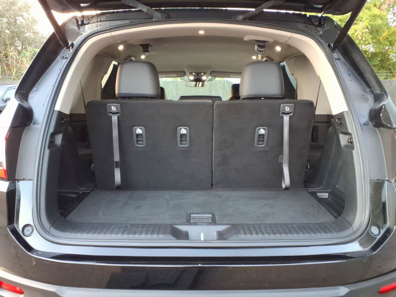 Used 2025 Honda Pilot EX-L image 6