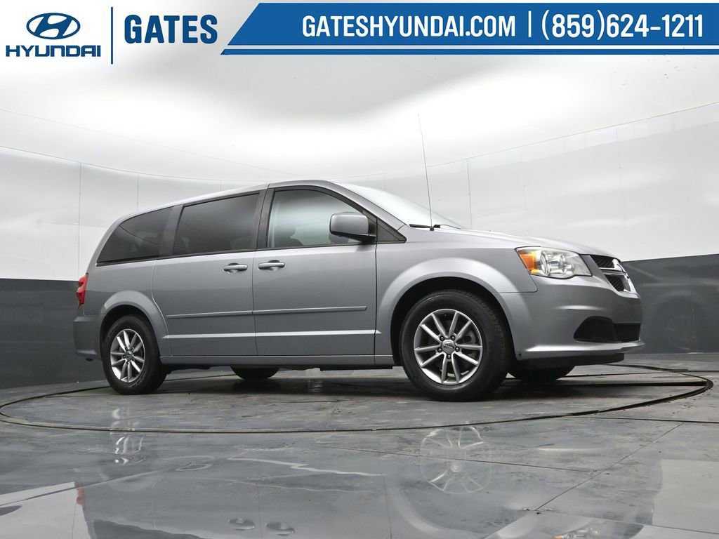 Used 2016 Dodge Grand Caravan SE image 42