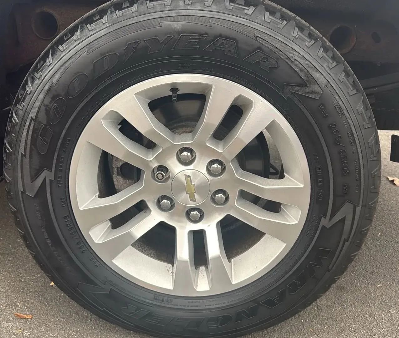 Used 2018 Chevrolet Silverado 1500 LT w/ All Star Edition AWD/4WD image 12