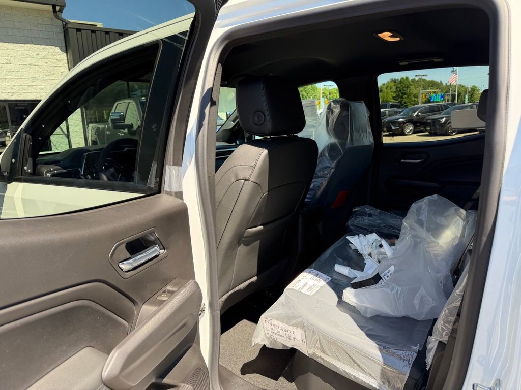 New 2026 GMC Canyon Elevation w/ Convenience Package AWD/4WD image 9