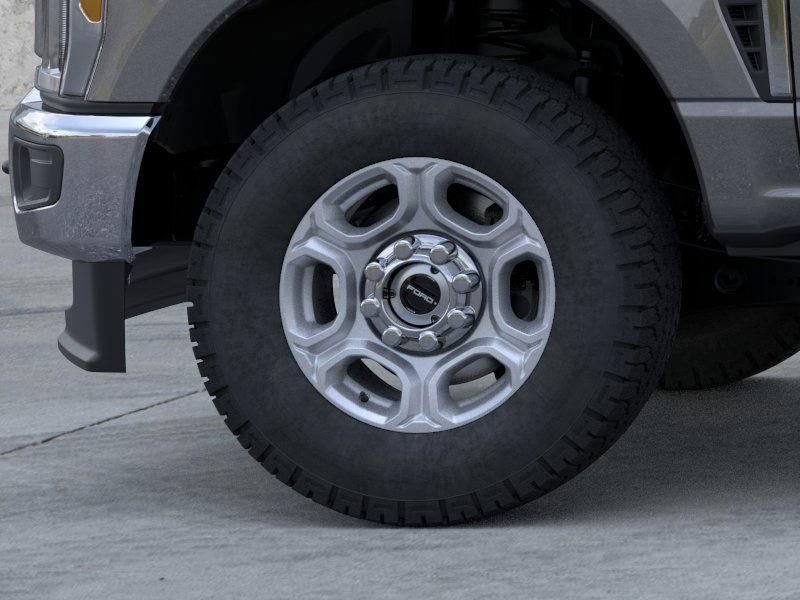 New 2026 Ford F250 XLT w/ FX4 Off-Road Package image 19