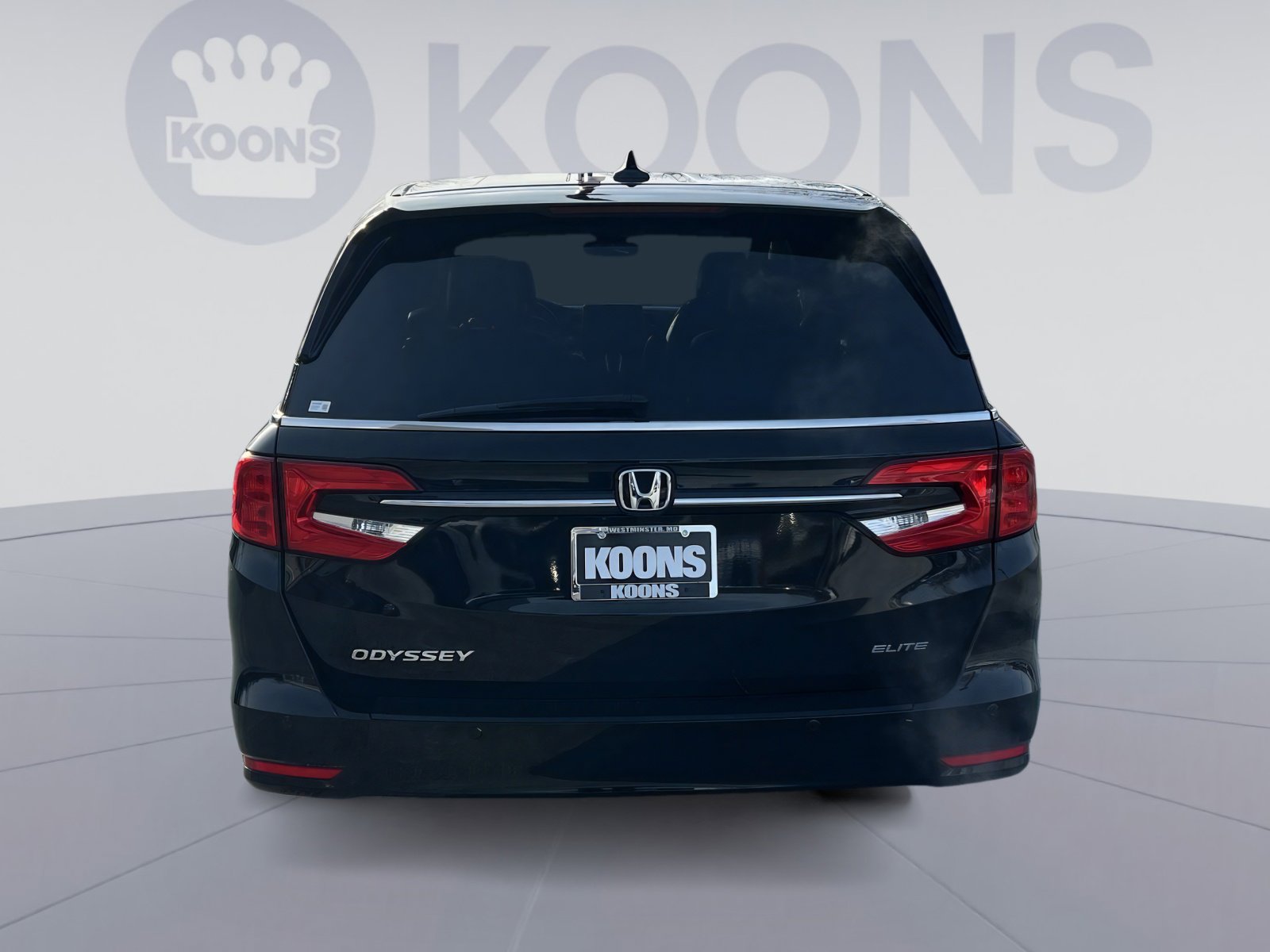 Used 2023 Honda Odyssey Elite image 5