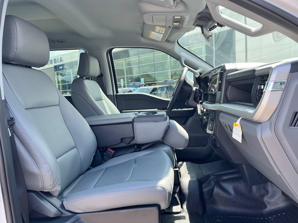 New 2026 Ford F250 XL w/ XL Off-Road Package AWD/4WD image 7